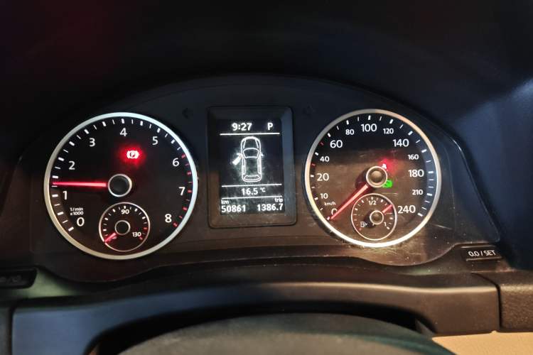 Used Volkswagen Tiguan 2013 1.8TSI Automatic Two-Wheel Drive Trend Edition Instrument Cluster