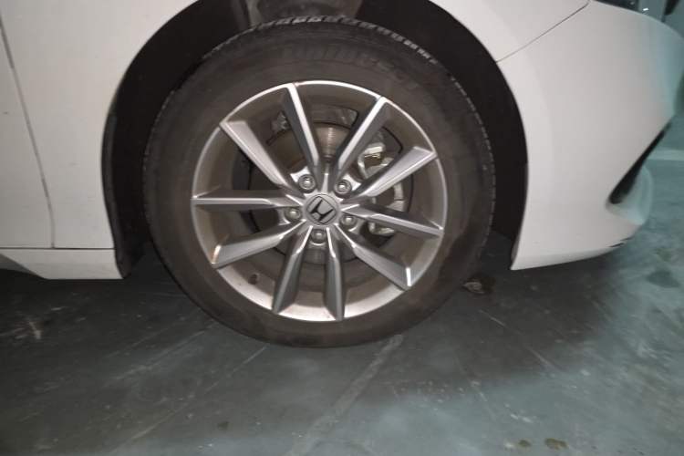 Used Honda Accord 2022 260TURBO Luxury Edition Right Front Wheel Hub