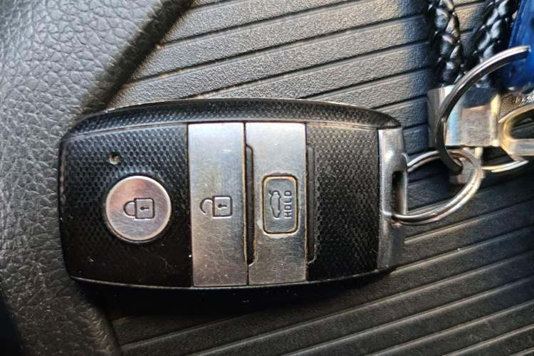 Used Kia K5 2014 2.0L Automatic LUXURY
