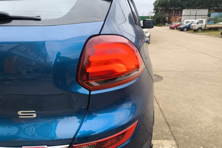 Used Qoros 5 2018 Revised Version 1.6T Automatic Leading Edition