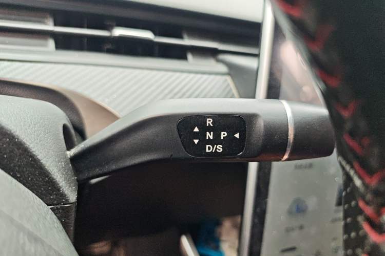 Used NETA V 2021 Standard Range Entertainment Version – Upgraded Model
