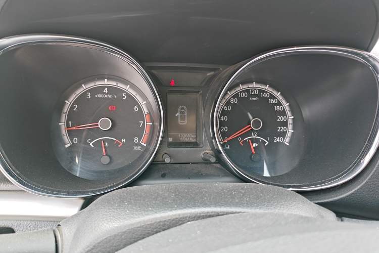 Used Venucia T70 2015 1.6L Manual Ruixing Edition
