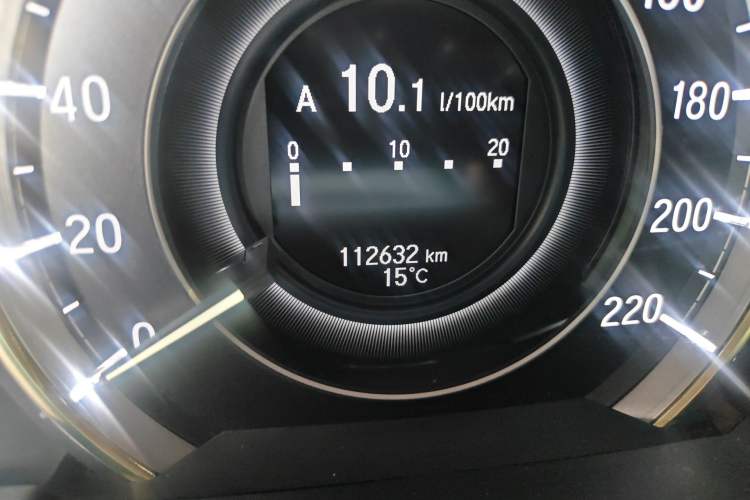 Used Honda Elysion 2016 2.4L Luxury Edition Odometer Close Up