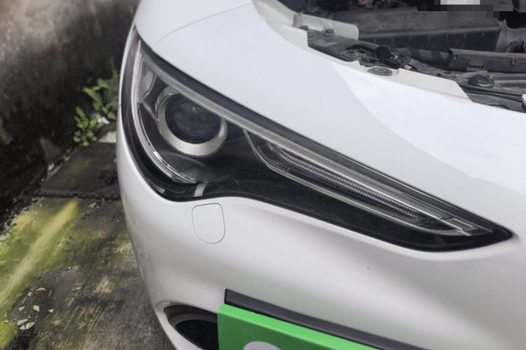 Used Alfa Romeo Stelvio 2017 2.0T 200HP Luxury Edition
