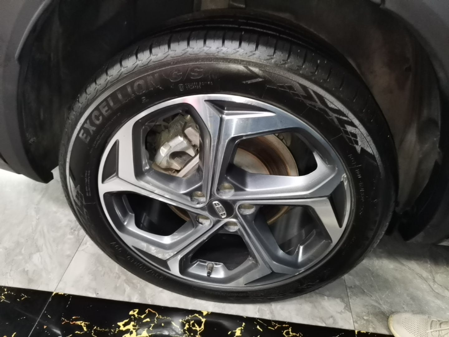 Geely Auto Monjaro L 2024 2.0TD DCT EVO Two-Wheel Drive Long-Range Version — снимка 11