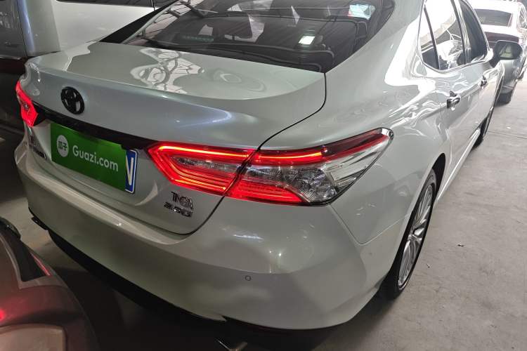 Used Toyota Camry 2019 2.5G Luxury Edition China VI Standard