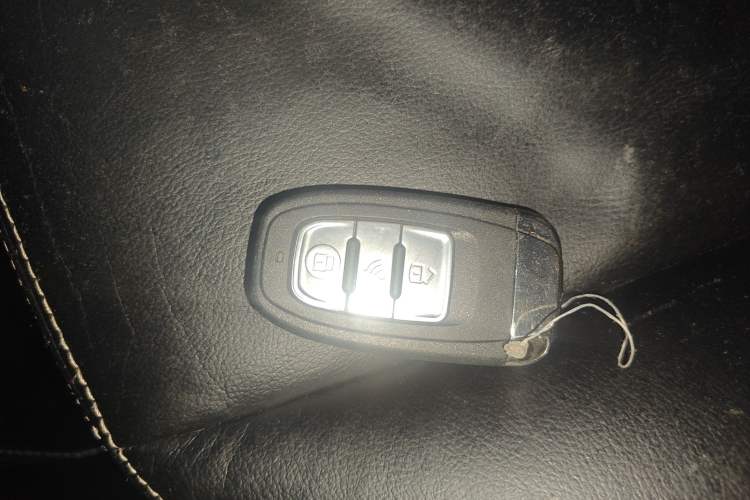 Used Ford Focus 2017 Hatchback 1.6L Automatic Comfort Plus SmartDrive Edition Vehicle Key