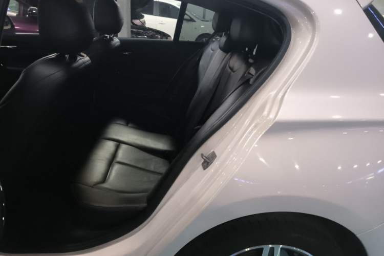 Used BMW 1 Series 2015 120i Sport Design Package
