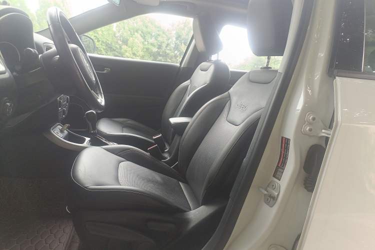 Used Jeep Compass 2017 200T Automatic Family Edition