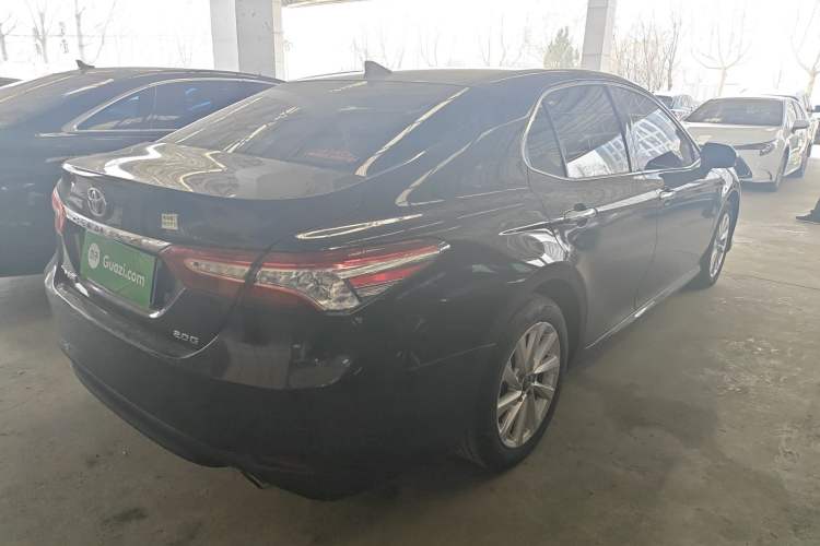 Used Toyota Camry 2021 2.0G Luxury Edition