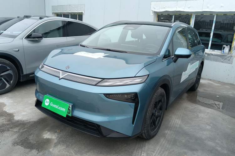 Used Venucia VX6 2025 Large Flat-Layout 520 Pro