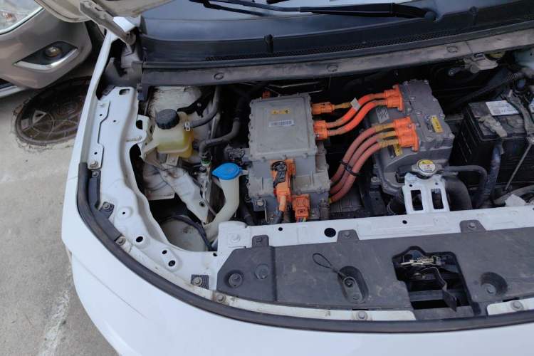 Used ORA iQ 2018 High-Range Version Smart Connectivity Model Engine Bay Right