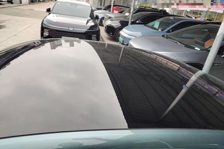 Used XPeng P7 2023 P7i 702 Pro Roof