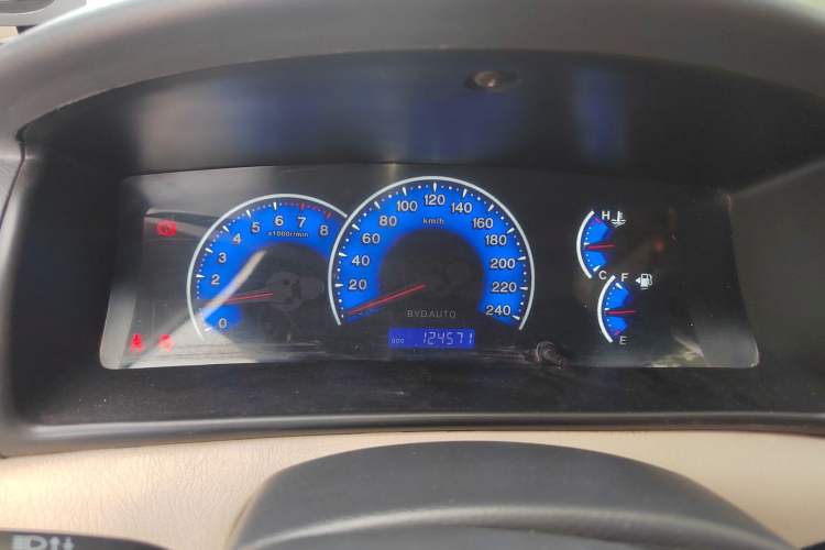 Used BYD F3 2013 Energy-Saving Edition 1.5L Manual Standard Model