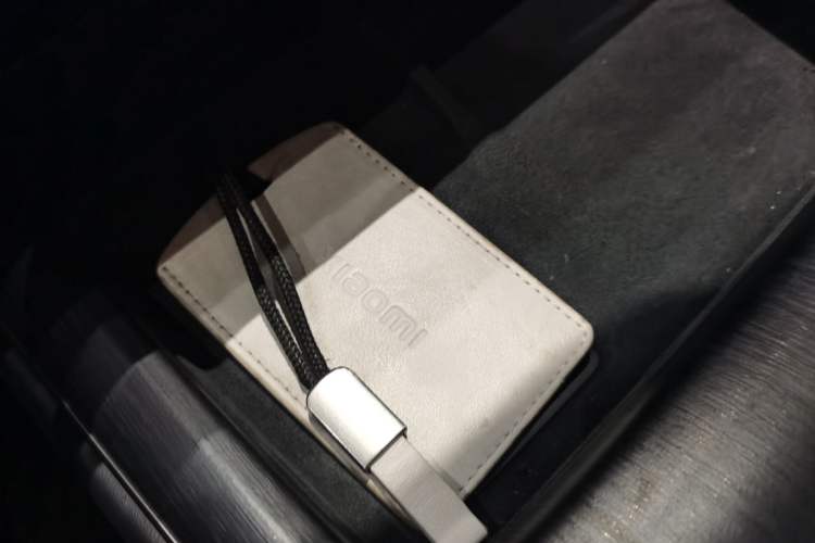 Used Xiaomi Auto SU7 2024 Rear-Drive Long-Range Intelligent Driving Version