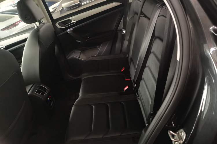 Used Volkswagen Tayron 2019 330TSI Four-Wheel Drive Luxury Version China VI Standard Left Rear Seat