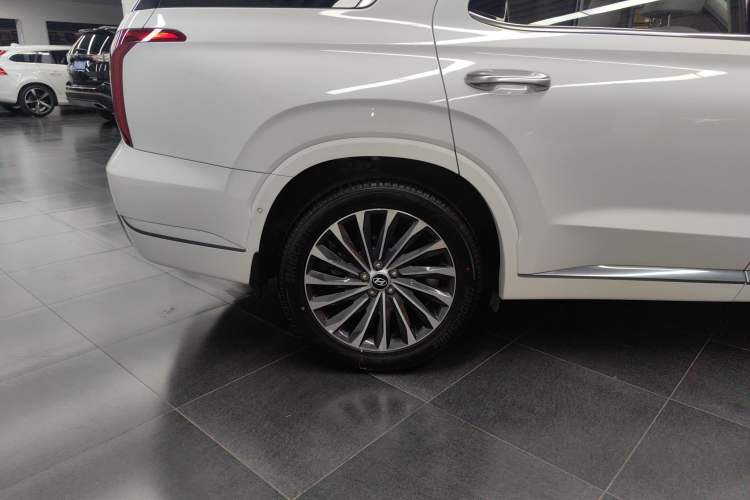 Used Hyundai Palisade 2023 3.5L Automatic All-Wheel Drive Calligraphy