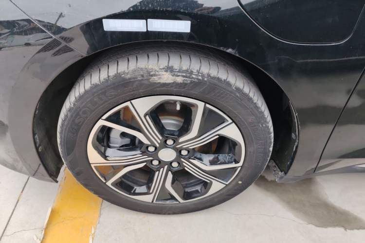 Used Hongqi E-QM5 2021 Charging Version Flagship Edition