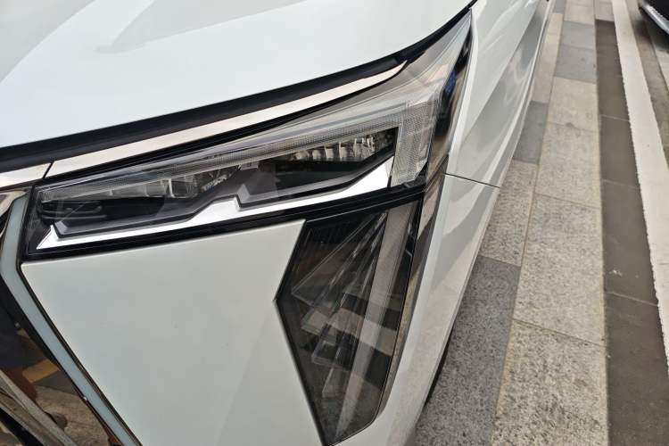 Used GAC Trumpchi E9 2023 E9 Championship Edition Left Front Headlight