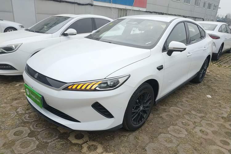 Used BYD Qin PLUS 2025 EV Smart Drive Edition 420KM Leading Model