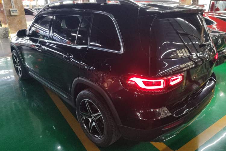 Used Mercedes-Benz GLB 2022 GLB 200 Dynamic Edition Rear Left 45 Deg