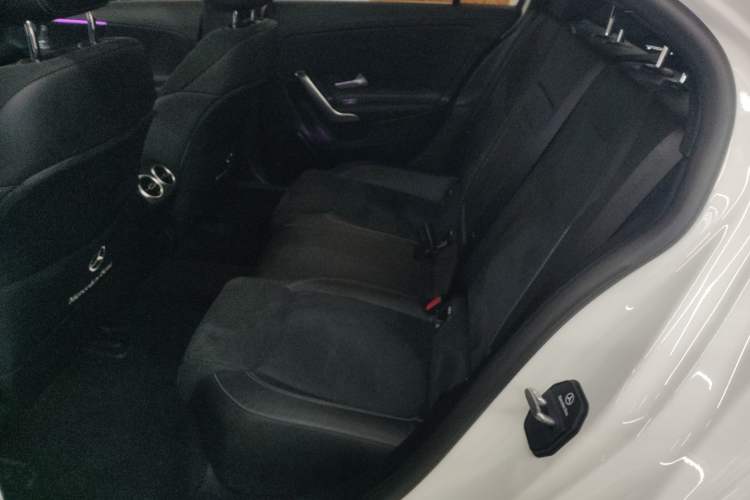 Used Mercedes-Benz A-Class 2021 A 200 L Sport Sedan Fashion Model
