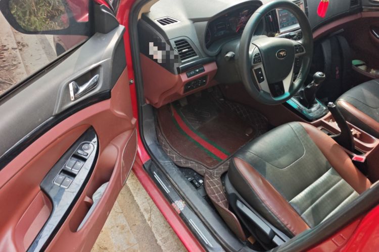 Used BYD Surui 2015 Revised Version 1.5L Manual Luxury Edition