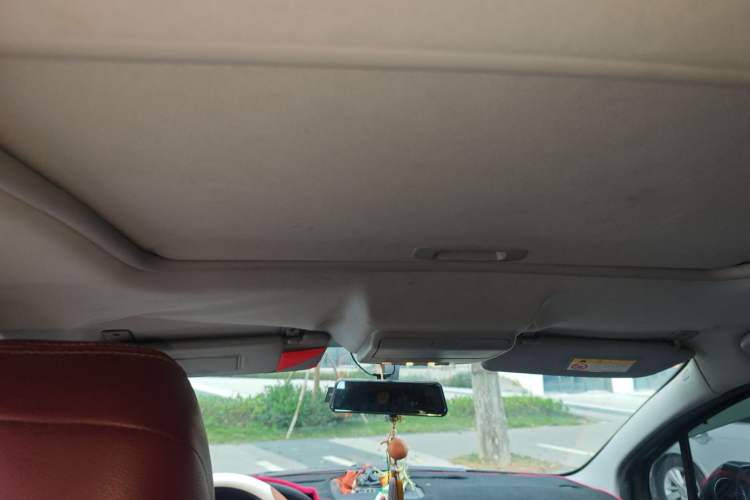 Used Peugeot 3008 2015 2.0L Automatic Classic Edition