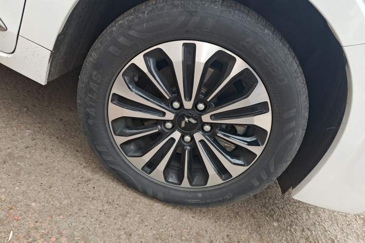 Used Wuling Jiachen 2022 1.5T CVT Deluxe Flagship Edition