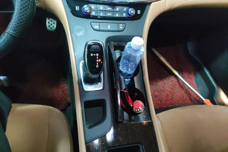 Used Buick LaCrosse 2016 20T Elite Edition Gear Lever