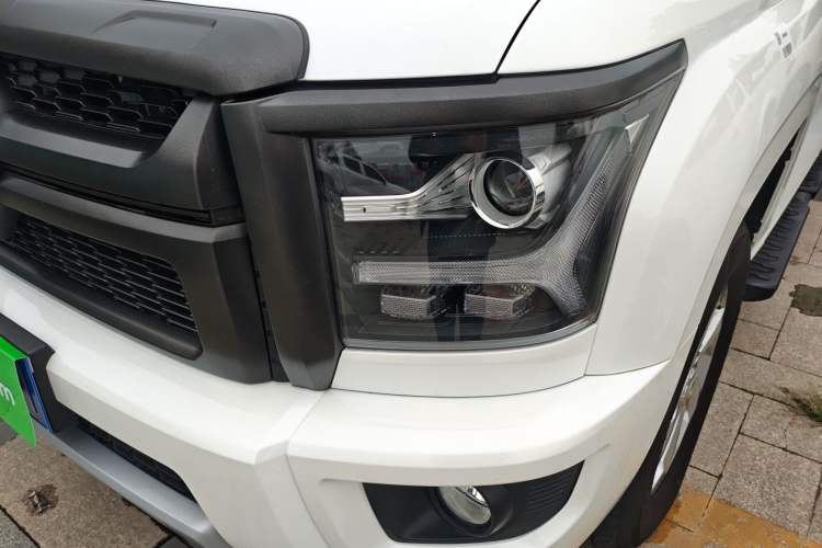 Used Great Wall King Kong Poer 2024 2.0T Automatic 8AT Diesel Two-Wheel-Drive Elite Flatbed
