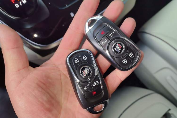 Used Buick GL8 2022 Land Executive Class 652T Prestige Model
