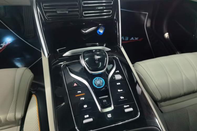 Used BYD Tang New Energy 2022 EV 635 km All-Wheel-Drive Flagship Model Gear Lever
