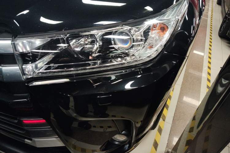 Used Toyota Highlander 2018 2.0T Four-Wheel Drive Ultimate Edition 7-Seater Emission Standard China V
