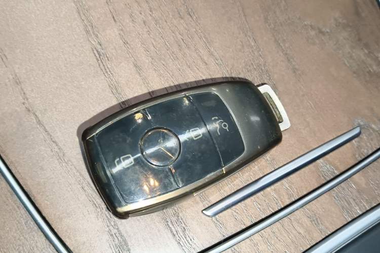 Used Mercedes-Benz E-Class 2023 Facelift E 260 L