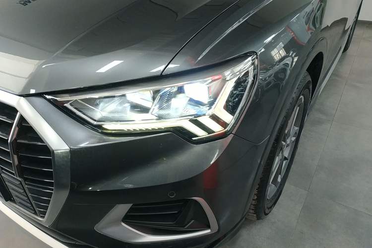 Used Audi Q3 2020 35 TFSI Ambition Style Edition
