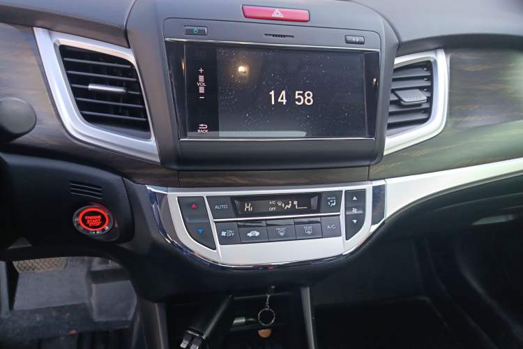 Used Honda Jade 2020 1.8L automatic Comfort version
