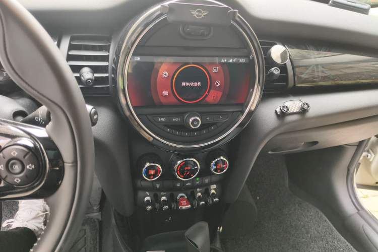 Used MINI 2020 1.5T COOPER Artist Five-Door Edition