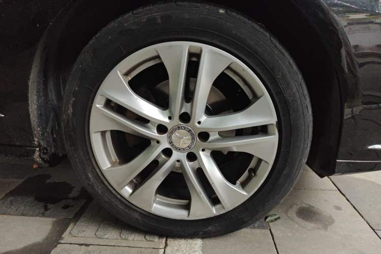 Used Mercedes-Benz E-Class 2010 E 200 CGI Elegant Model