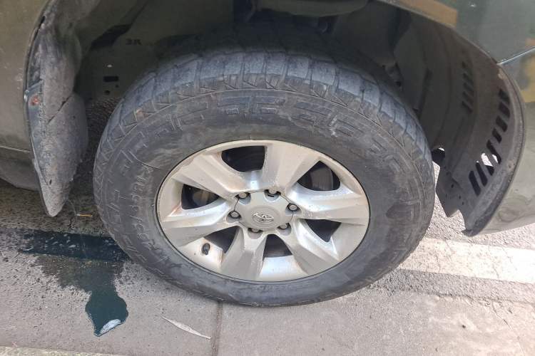 Used Toyota Prado 2010 2.7L Automatic Deluxe Edition