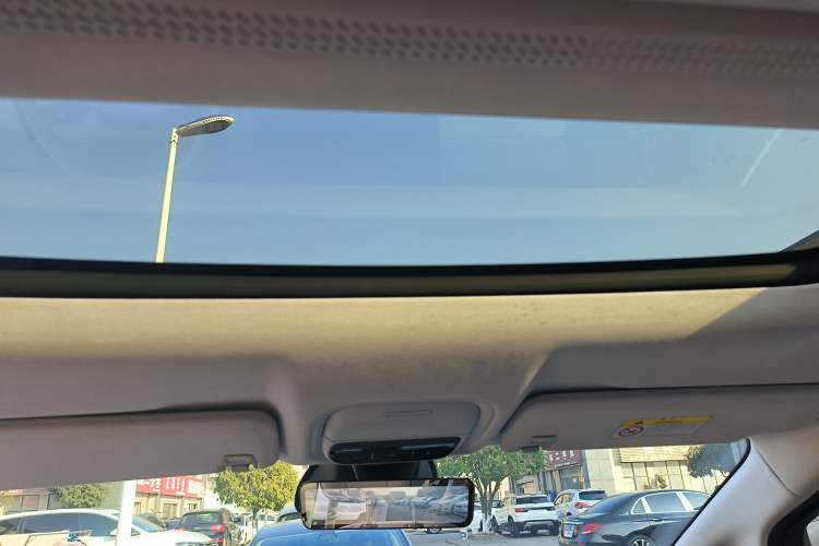 Used XPeng X9 2024 702 Ultra-Long Range Max
