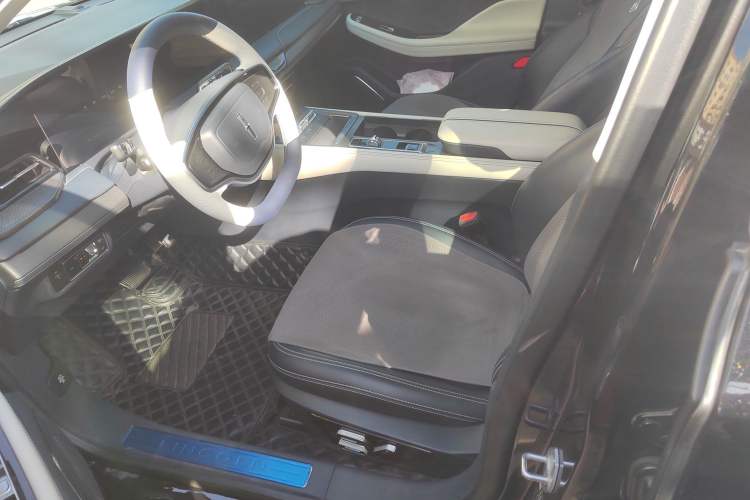 Used Lincoln Z 2022 Facelift iCool Deluxe Edition
