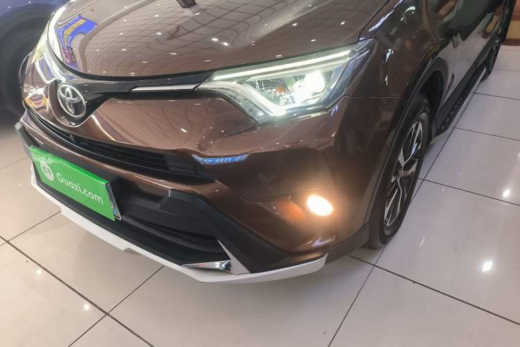 Used Toyota RAV4 2016 2.0L CVT Two-Wheel Drive Smart Edition China V Standard