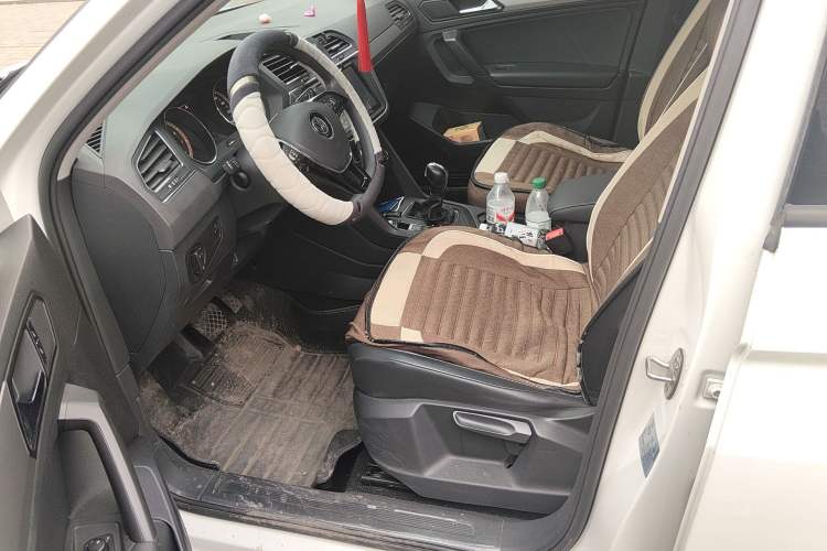 Used Volkswagen Tiguan L 2020 330TSI Automatic Two-Wheel Drive Luxury Edition China VI Standard