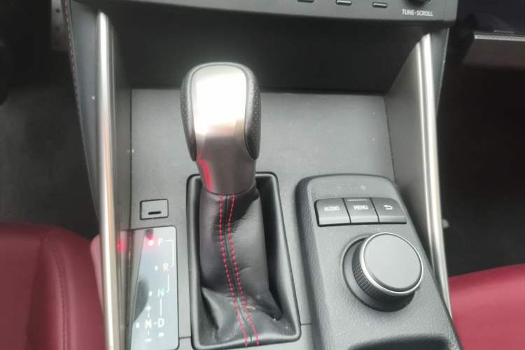 Used Lexus IS 2015 200t F SPORT