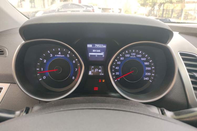 Used Hyundai Elantra (5th Generation / Langdong) 2015 1.6L Automatic Leading Model Instrument Cluster