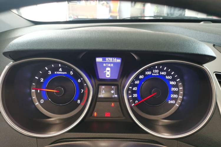 Used Hyundai Elantra (5th Generation / Langdong) 2015 1.6L Manual Leading Model