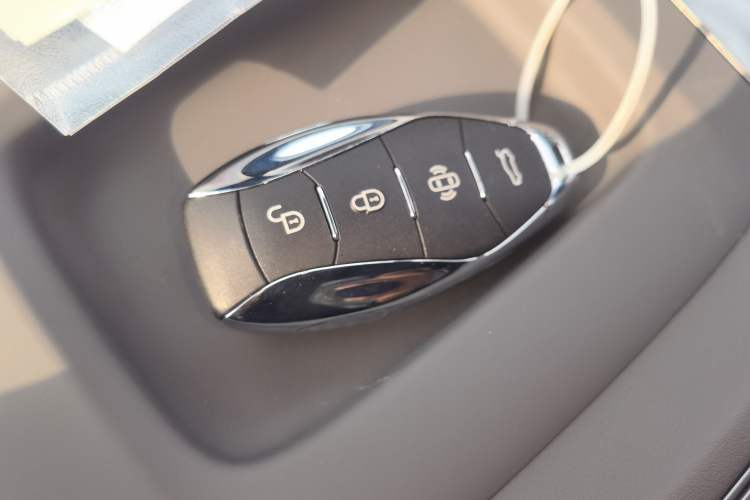 Used Hongqi Tiangong 08 2025 605 Pioneer Edition Vehicle Key