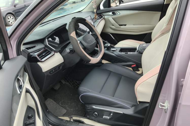 Used Lynk & Co 06 2023 Remix 1.5T Shero
