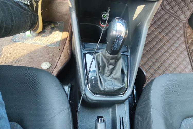 Used Jetta VA3 2021 1.5L Automatic "Upward Journey" Edition Gear Lever